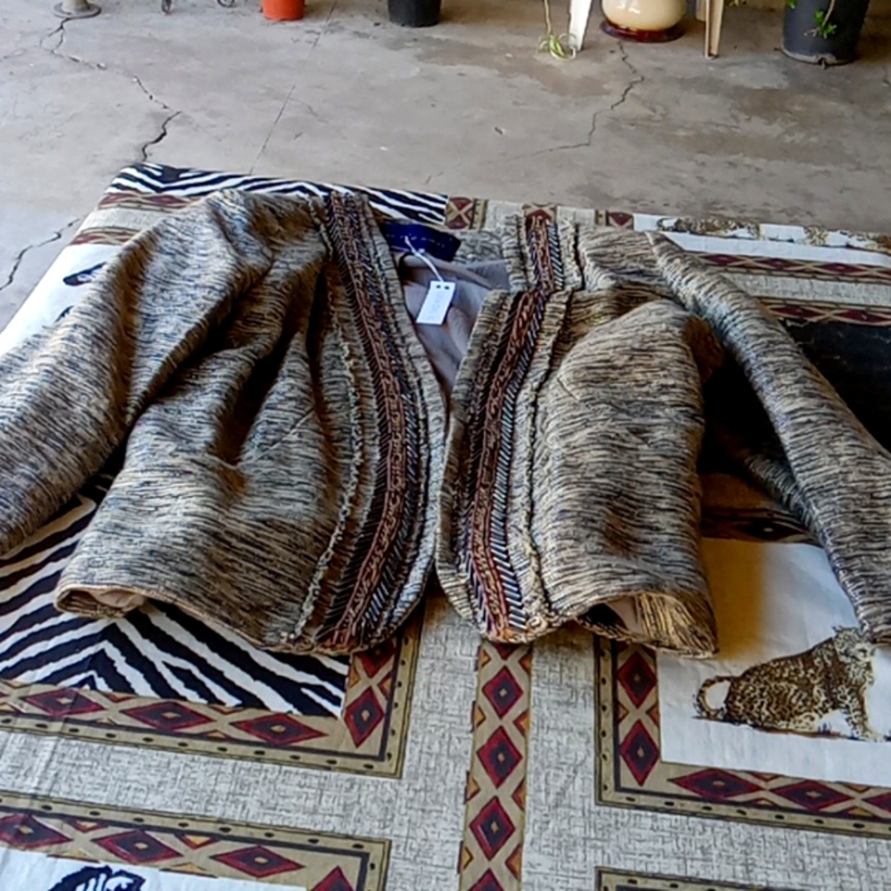 BEAUTIFUL BEIGE AND  BLACK JACKET